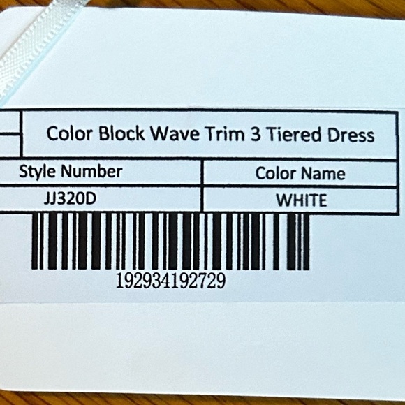 English Factory Colorblock Wave Trim 3 Tiered Dress White Ruffle NWT Size Small - Picture 12 of 12